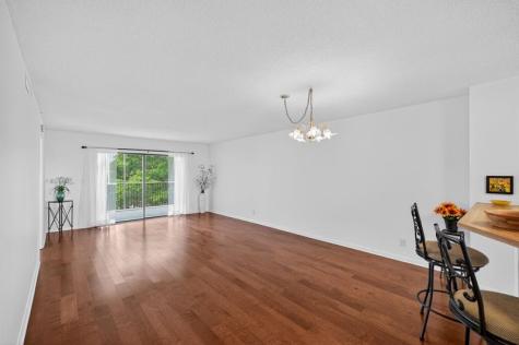 2112 S Cypress Bend Drive Pompano Beach FL 33069