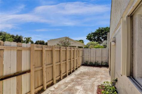 8638 Bridle Path Court Davie FL 33328