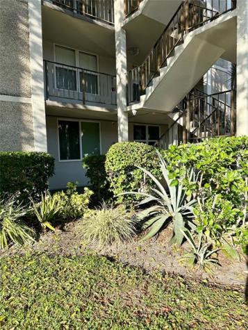 4899 NW 26th Court Lauderdale Lakes FL 33313