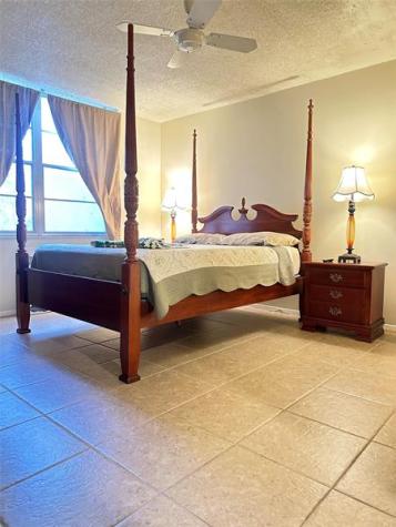 4899 NW 26th Court Lauderdale Lakes FL 33313