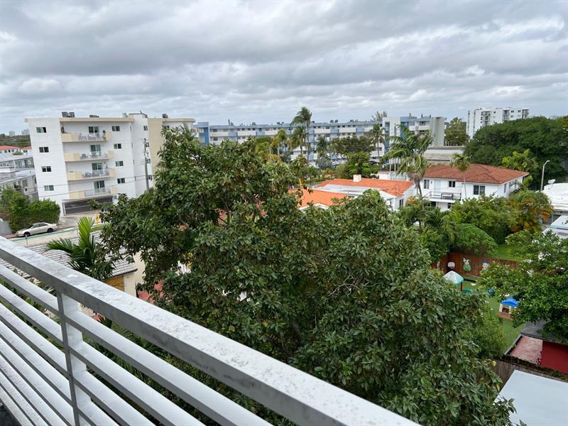 7800 Carlyle Avenue Miami Beach FL 33141