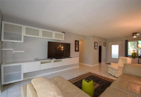 2161 NE 42nd Court Lighthouse Point FL 33064