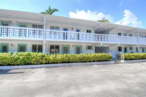 2161 NE 42nd Court Lighthouse Point FL 33064