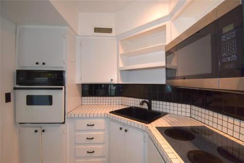 2161 NE 42nd Court Lighthouse Point FL 33064