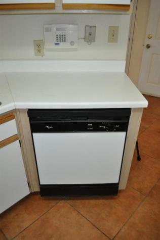 2465 NW 33rd Street Oakland Park FL 33309