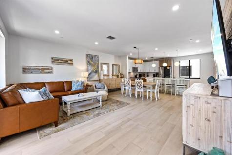 428 SE 12th Court Fort Lauderdale FL 33316