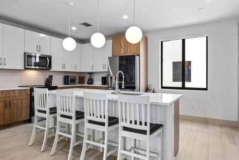428 SE 12th Court Fort Lauderdale FL 33316