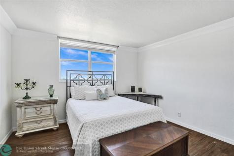 1051 Hillsboro Mile Hillsboro Beach FL 33062