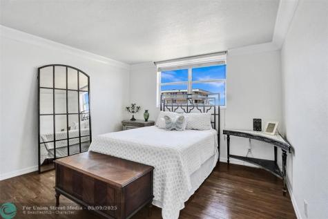 1051 Hillsboro Mile Hillsboro Beach FL 33062