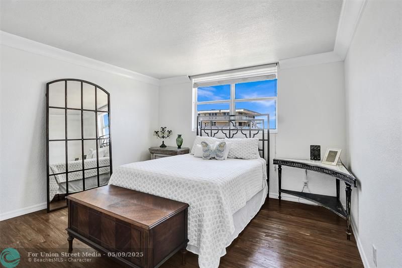 1051 Hillsboro Mile Hillsboro Beach FL 33062