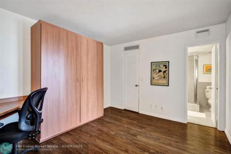 1051 Hillsboro Mile Hillsboro Beach FL 33062