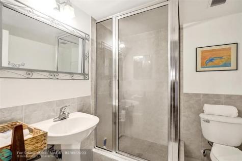 1051 Hillsboro Mile Hillsboro Beach FL 33062