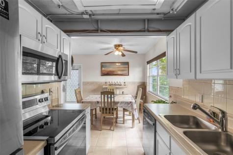 4160 Cambridge G Deerfield Beach FL 33442