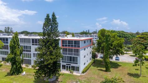 4160 Cambridge G Deerfield Beach FL 33442