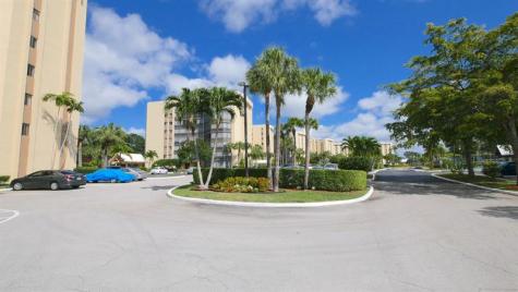 7100 Radice Court Lauderhill FL 33319