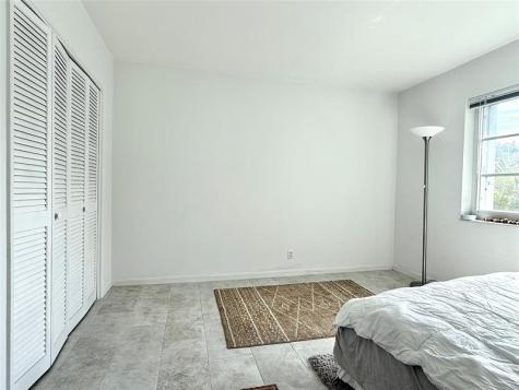 669 W Oakland Park Boulevard Oakland Park FL 33311