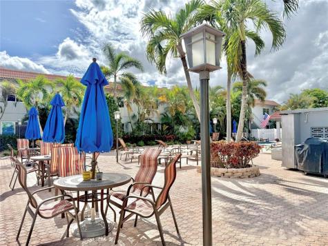 669 W Oakland Park Boulevard Oakland Park FL 33311