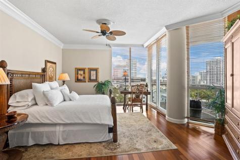 111 SE 8th Avenue Fort Lauderdale FL 33301