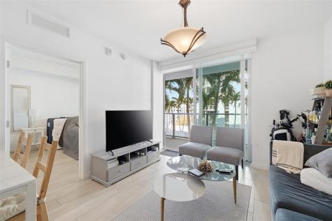 1600 SW 1st Avenue Miami FL 33129