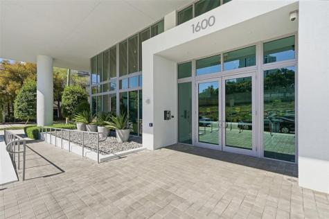 1600 SW 1st Avenue Miami FL 33129