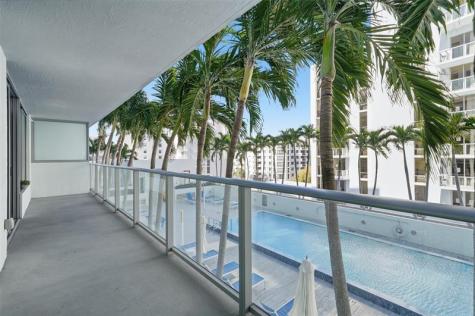 1600 SW 1st Avenue Miami FL 33129