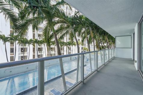 1600 SW 1st Avenue Miami FL 33129