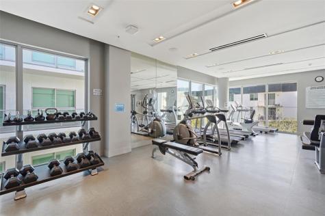 1600 SW 1st Avenue Miami FL 33129