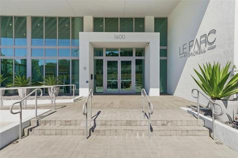 1600 SW 1st Avenue Miami FL 33129