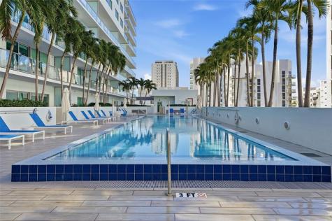 1600 SW 1st Avenue Miami FL 33129