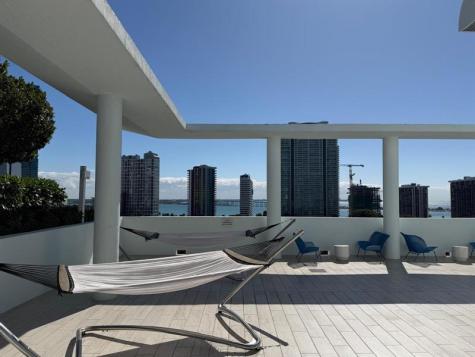 1600 SW 1st Avenue Miami FL 33129