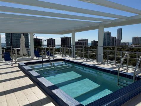 1600 SW 1st Avenue Miami FL 33129