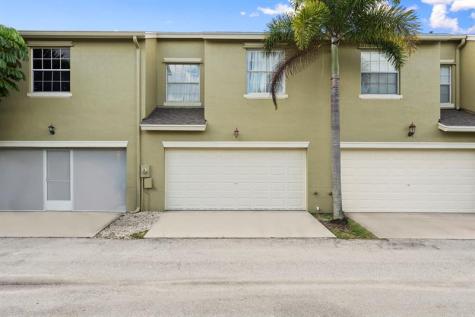 2125 SE Fern Park Drive Port St Lucie FL 34952