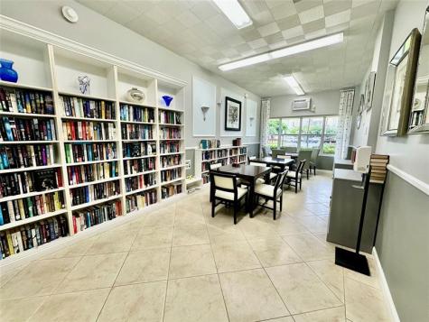 3200 NE 36th Street Fort Lauderdale FL 33308