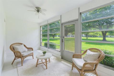 2202 Lucaya Bend Coconut Creek FL 33066