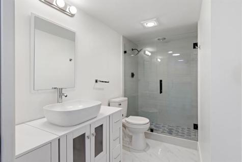 2202 Lucaya Bend Coconut Creek FL 33066
