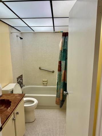 3161 NW 47 Lauderhill FL 33319