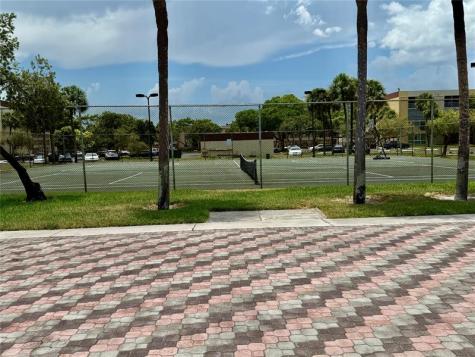 3161 NW 47 Lauderhill FL 33319