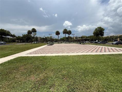 3161 NW 47 Lauderhill FL 33319