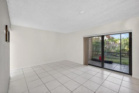 16 Toledo Court Davie FL 33324