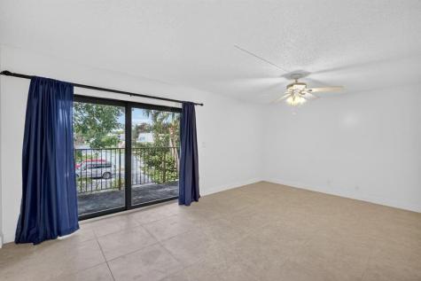 16 Toledo Court Davie FL 33324