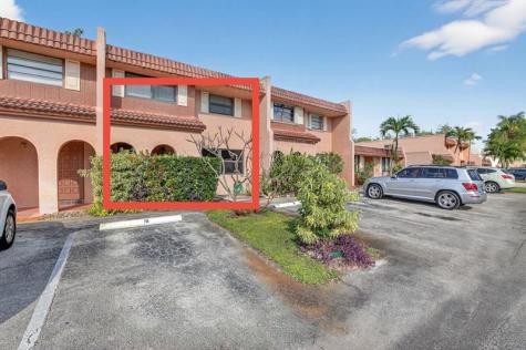 16 Toledo Court Davie FL 33324
