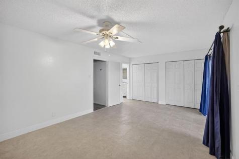 16 Toledo Court Davie FL 33324