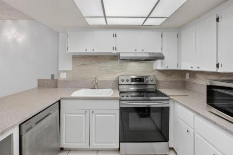 16 Toledo Court Davie FL 33324