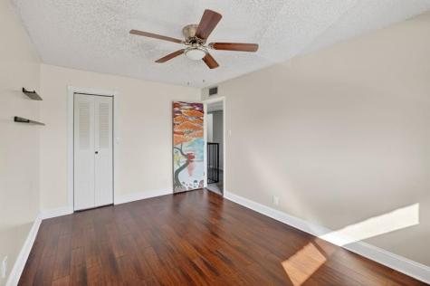 16 Toledo Court Davie FL 33324