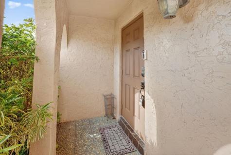 16 Toledo Court Davie FL 33324