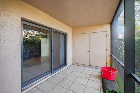 16 Toledo Court Davie FL 33324