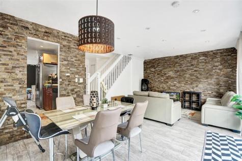 8226 NW 8th Place Fort Lauderdale FL 33324