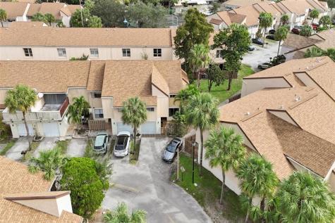 8226 NW 8th Place Fort Lauderdale FL 33324