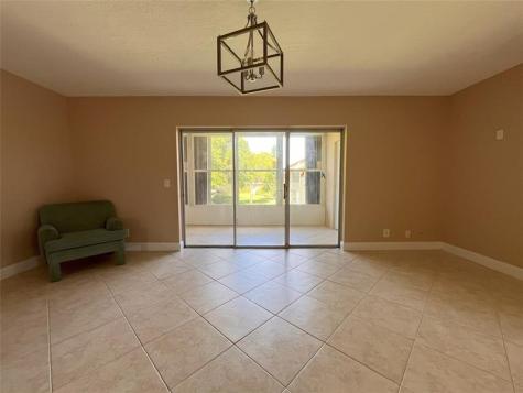 212 Oxford 400 West Palm Beach FL 33417