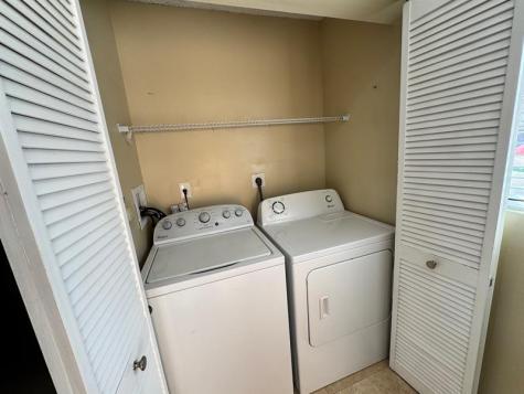 223 E Palm Circle E Pembroke Pines FL 33025
